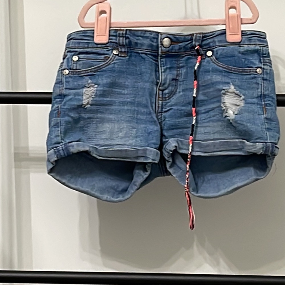 Shorts - Picture 2 of 2